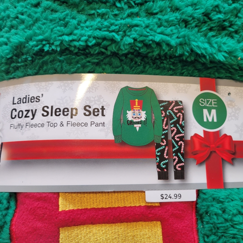 Briefly Stated ladies cozy sleep set